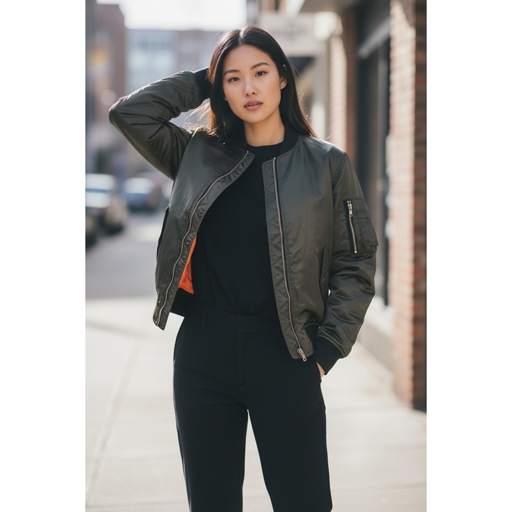 Forever 21 Women black Bomber‎ Jacket Orange Lining MA1 Style Size Medium